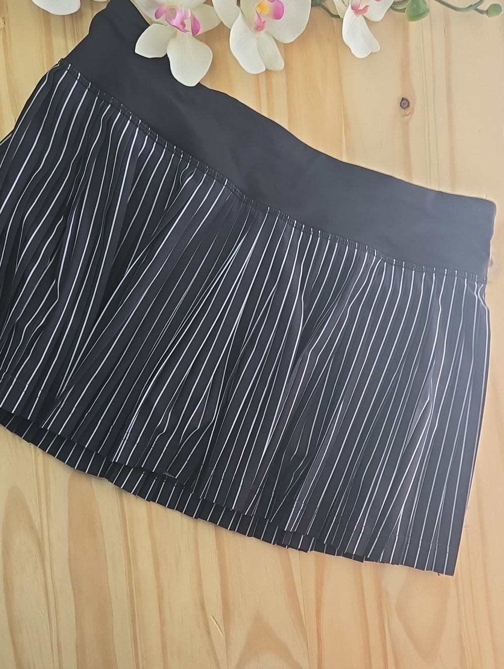 lululemon athletica Black Pleated Mini Skirt with White Pinstripes